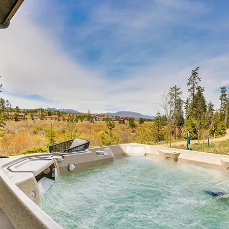 Peaceful Fraser Retreat With Patio, Hot Tub And Views!
